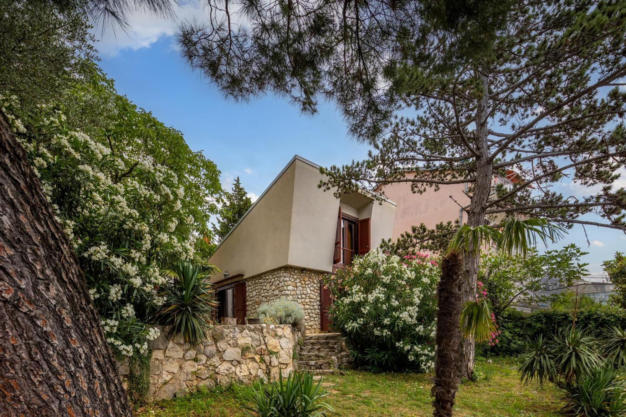 Hébergement de vacances Lovely By The Sea - Happy